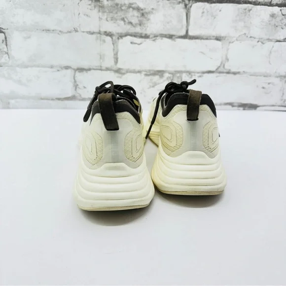 APL Women Streamline Sneakers Sz 6 Ivory Athleisure Athletic Running Gym Active - Picture 4 of 10